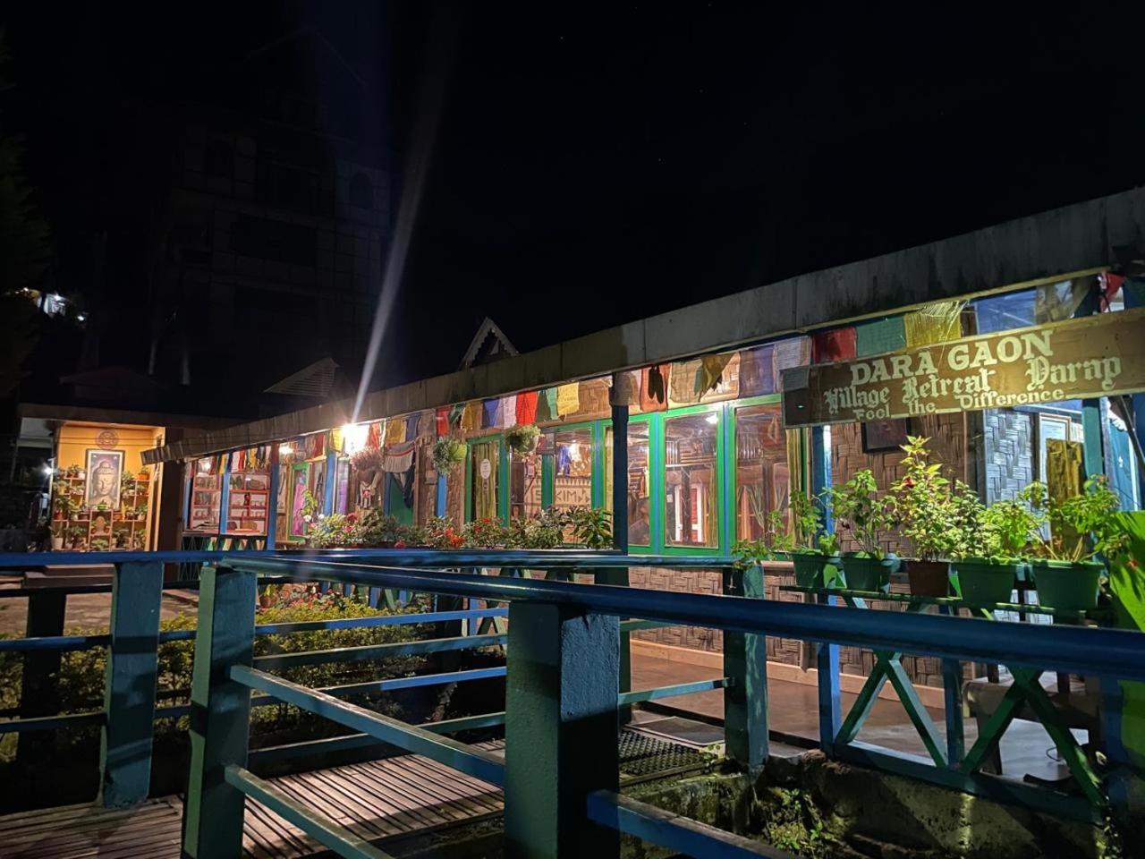 Daragaon Retreat Apartamento Pelling Exterior foto