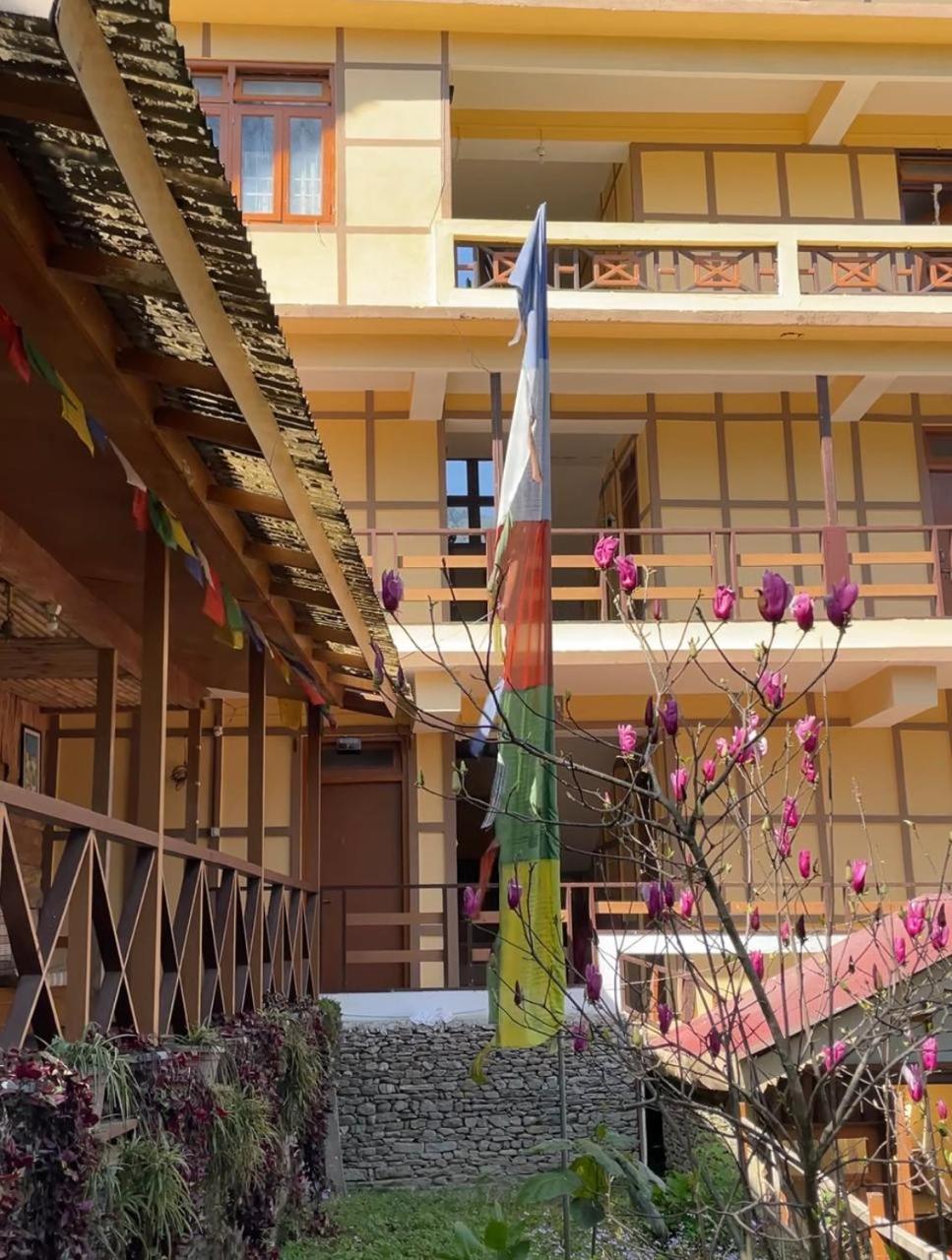Daragaon Retreat Apartamento Pelling Exterior foto