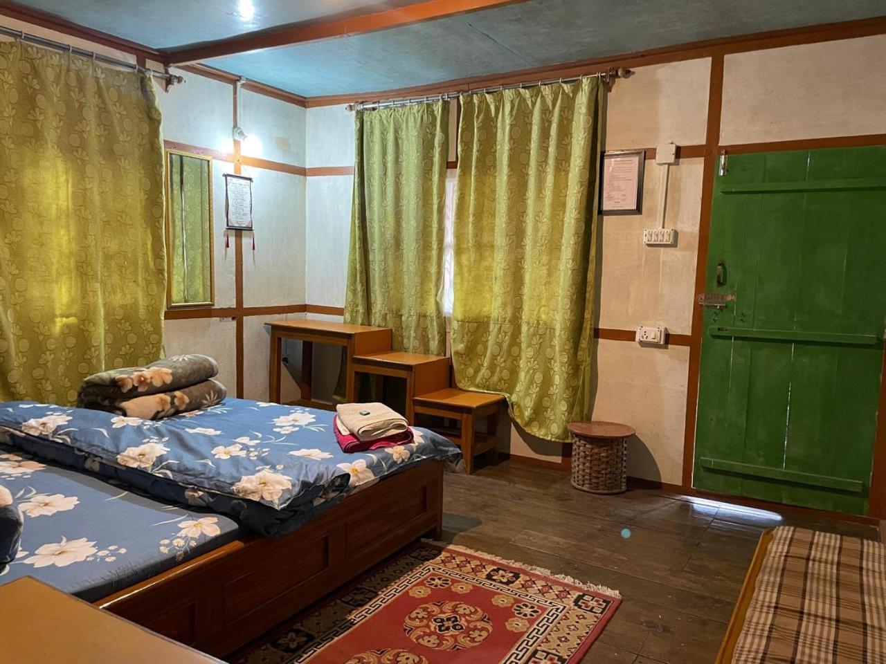 Daragaon Retreat Apartamento Pelling Exterior foto